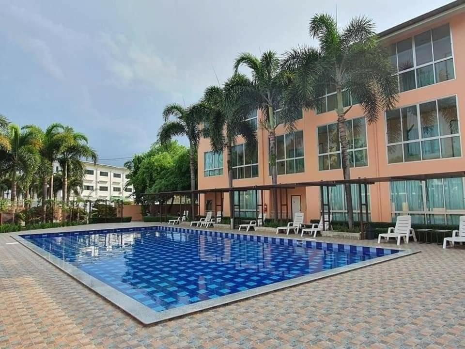 The Victory Hotel Ban Muang Daeng Exteriér fotografie