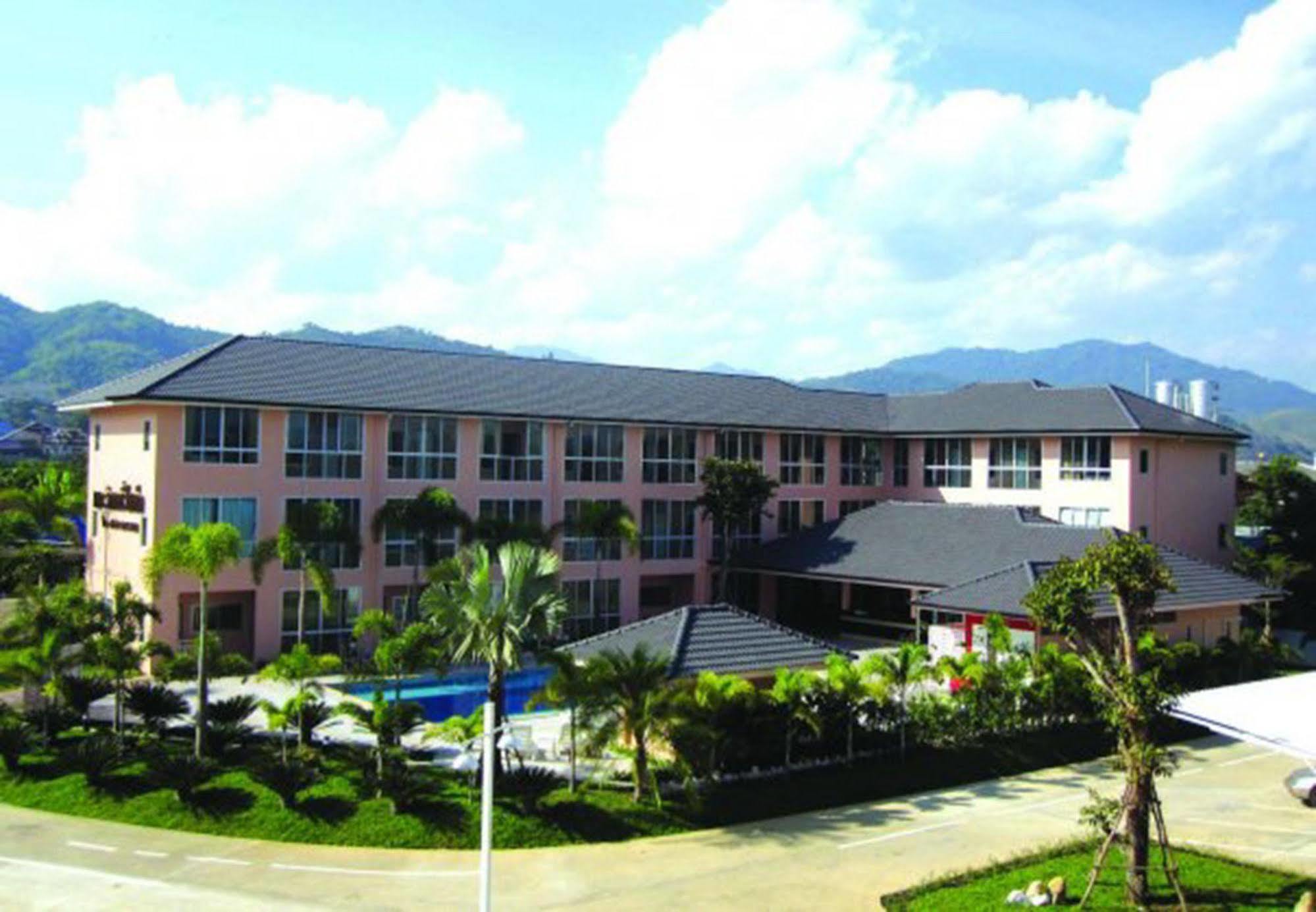 The Victory Hotel Ban Muang Daeng Exteriér fotografie